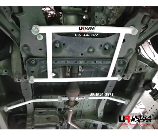 Rozpórka przednia dolna (Front Lower Brace) (3872) Ultra Racing Nissan NV200 (M20) 1.6 2WD 09+