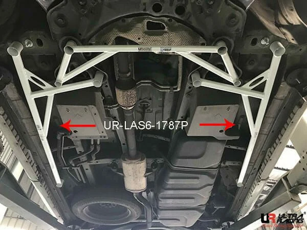 Rozpórka przednia (Front Upper Strut Bar)(1787P) Ultra Racing Toyota Estima (XR50) 2.4 06+/Previa 2.4/3.5 06-16 2WD/4WD