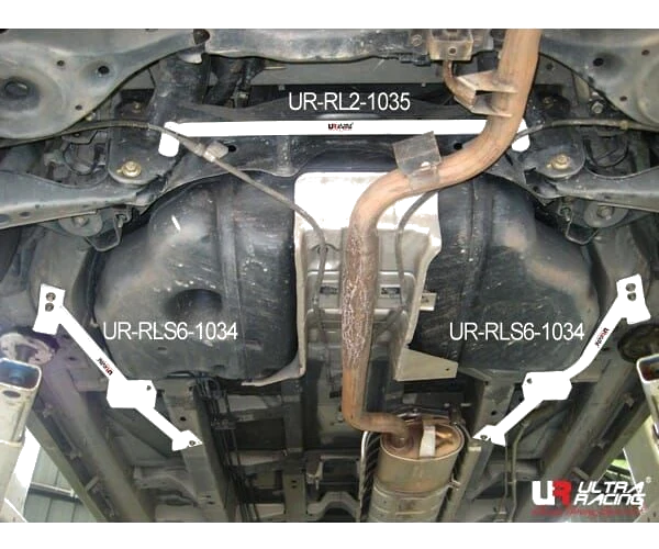 Rozpórka tylna dolna (Rear Lower Bar) (1035) Ultra Racing Nissan Presage (U31) 2.5 2WD 03-09