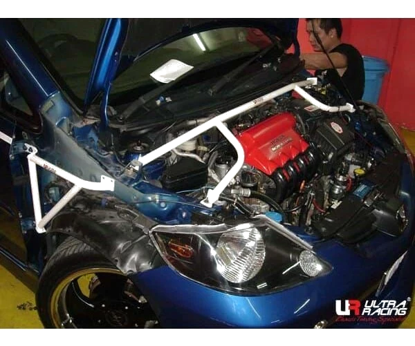 Rozpórka przednia (Front Upper Strut Bar)(051) Ultra Racing Honda City (GD8) 1.5 2WD 02-08