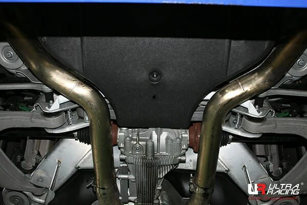 Rozpórka tylna dolna (Rear Lower Bar) (2140) Ultra Racing Bentley Continental SS 6.0-W12 4WD Coupe 09-11