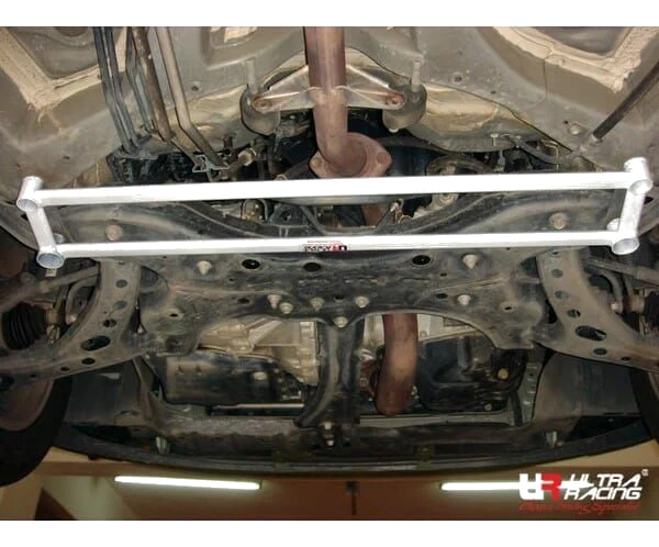Rozpórka przednia dolna (Front Lower Brace) (385) Ultra Racing Toyota Ipsum (XM20) 2.4 2WD 01-09