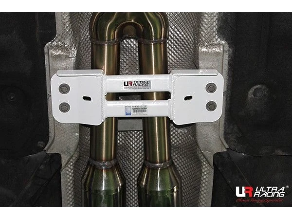Rozpórka środkowa (Mid Lower Brace) 2760 Ultra Racing BMW M3 E92 07-13
