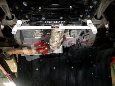 Rozpórka przednia dolna (Front Lower Brace) 1111 Ultra Racing Honda Civic 06+ FK/FN/FN2 HB