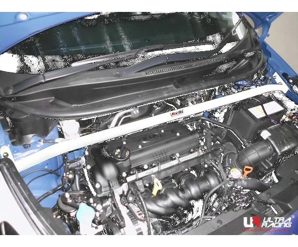 Rozpórka tylna górna (Rear Upper Strut Bar) 2079 Ultra Racing Rover 75 2.0D 98-05
