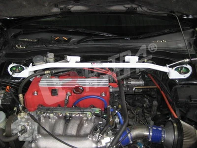 Rozpórka przednia (Front Upper Strut Bar)Ultra Racing Honda Integra 01-06 DC5
