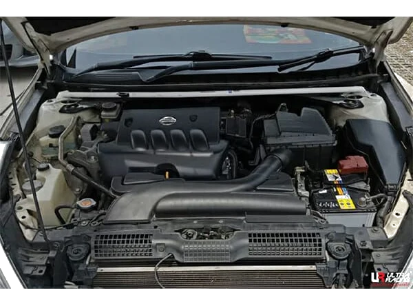 Rozpórka przednia (Front Upper Strut Bar)(3798) Ultra Racing Nissan Teana (J32) 2.0/2.5 2WD 08+
