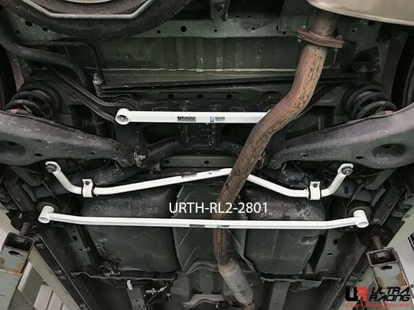 Rozpórka tylna dolna (Rear Lower Bar) (2801) Ultra Racing Mitsubishi Grandis/Space Wagon 2.4 2WD 03-11