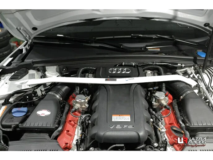 Rozpórka przednia (Front Upper Strut Bar)Ultra Racing Audi RS5 8T 4.2 10-15 4WD