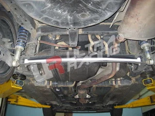 Rozpórka przednia (Front H-Brace) 216 Ultra Racing for Subaru Impreza 01-07 1.6 Non Turbo