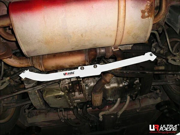 Rozpórka tylna dolna (Rear Lower Brace) 3225 Ultra Racing MG-F 95-02 1.8 2WD
