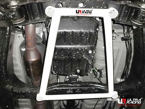 Rozpórka przednia dolna (Front Lower Brace) (3814) Ultra Racing Toyota Innova (AN140) 2.0 2WD 15+