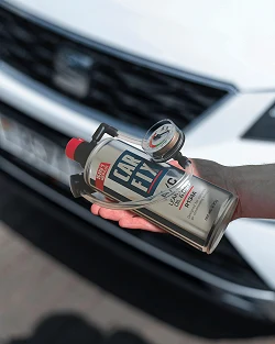 Preparat z przewodem CarFix HOBBY 5w1 do uzupełniania klimatyzacji R134a 235ml