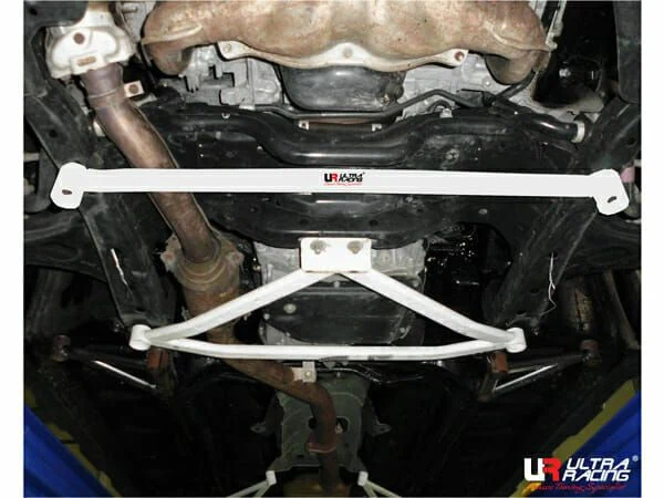Rozpórka przednia dolna (Front Lower Tiebar) (2667) Ultra Racing Subaru Outback (BR9) 2.5T 4WD FL 13-14
