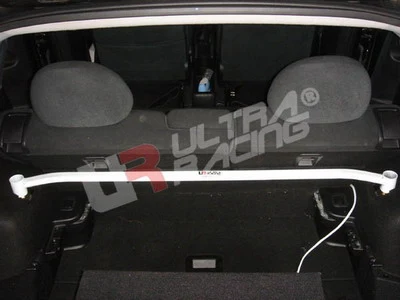 Rozpórka tylna górna (Rear Upper Strut Bar) Ultra Racing Mitsubishi Colt 05+ 3/5D