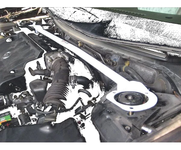 Rozpórka przednia (Front Upper Strut Bar)Ultra Racing Nissan Murano 2WD 02-06