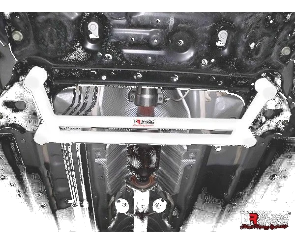 Rozpórka przednia dolna (Front Lower Brace) 2337 Ultra Racing Nissan Juke 10+