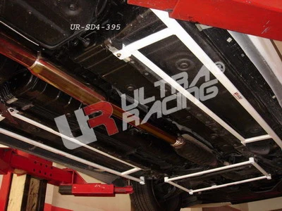 Rozpórka podłogi boczna (Side Floor Bars) Ultra Racing for Mitsubishi EVO 7/8/9