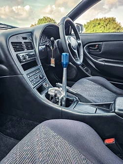 Coolerworx Short Shifter do Toyota Celica GT Four ST205 NSB czarne anodowane wykończenie z blokadą Bulb fioletowa