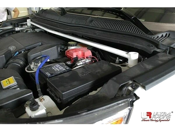 Rozpórka przednia (Front Upper Strut Bar)(2662) Ultra Racing Ford Explorer (U502) 3.5 4WD 11+