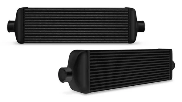 Intercooler uniwersalny Mishimoto J-Line Czarny