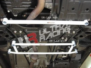Rozpórka przednia dolna (Front Lower Tiebar) Ultra Racing Toyota RAV4 2.4 06+