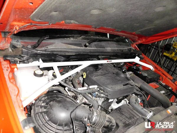 Rozpórka przednia (Front Upper Strut Bar)1986 Ultra Racing Ford Ranger T6 2.2D 11+