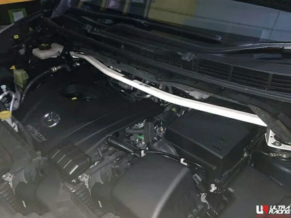 Rozpórka przednia (Front Upper Strut Bar)(3783) Ultra Racing Mazda Biante (CC) 2.0 2WD 08-18