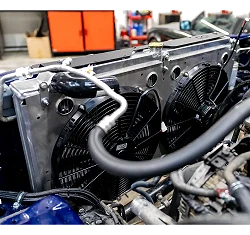 Dyfuzor aluminiowej chłodnicy płynu IOD Performance Nissan Patrol Y61