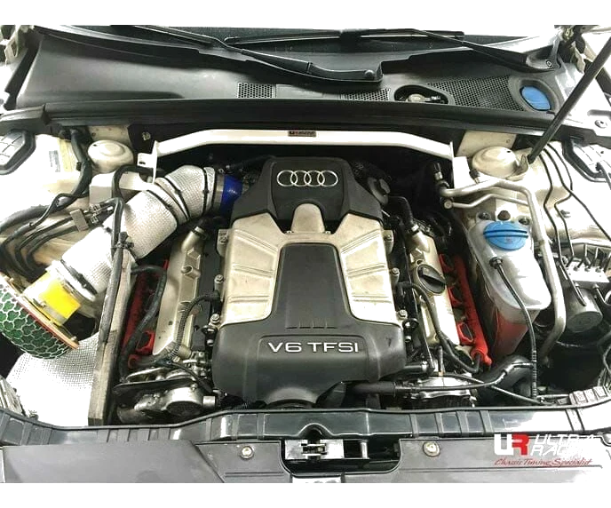 Rozpórka przednia (Front Upper Strut Bar)Ultra Racing Audi S4 B8 3.0 4WD