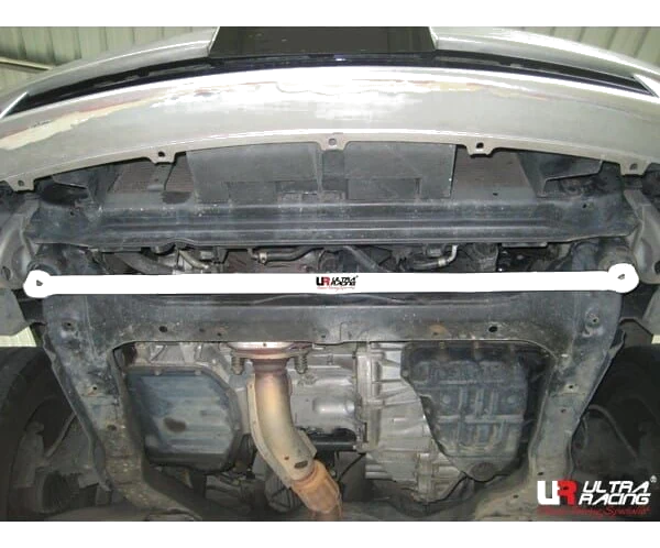 Rozpórka przednia dolna (Front Lower Tiebar) (1032) Ultra Racing Nissan Presage (U31) 2.5 2WD 03-09