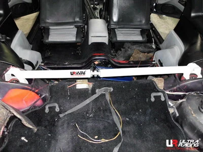 Rozpórka tylna górna (Rear Upper Strut Bar) Ultra Racing Nissan 300ZX Z32 90-97