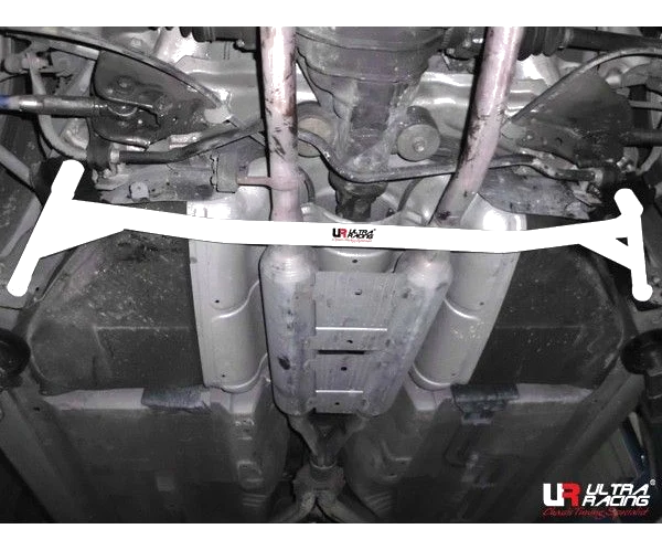 Rozpórka tylna dolna (Rear Lower Brace) Ultra Racing Nissan Skyline V35 2.5 01+