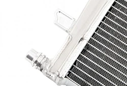 Chargecooler Radiator Forge Motorsport FMCCRAD12.SI Toyota Supra A90 BMW Z4 srebrny - FO-FMCCRAD12.SI