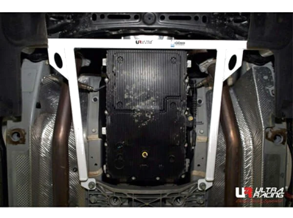 Rozpórka przednia dolna (Front Lower Brace) (3620) Ultra Racing Hyundai Equus (EQ900) 3.8/5.0 2WD 10-16