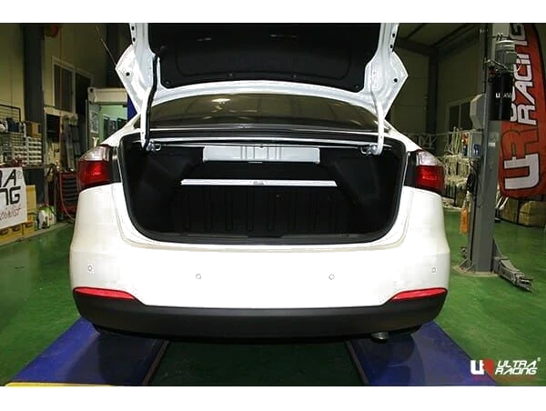 Rozpórka tylna górna (Rear Upper Strut Bar) (2632) Ultra Racing Kia Cerato K3 (YD) 1.6 GDI 2WD Coupe 12-18/Kia Forte 1.6 GDI 12-18