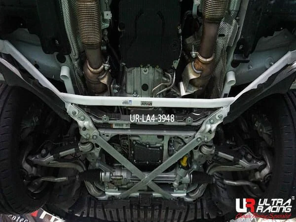Rozpórka przednia dolna (Front Lower Brace) (3948) Ultra Racing Mercedes C253 GLC 43 3.0TT Coupe 15+ /S213 3.0T 16+/C250 2.0T 18-21 2WD/4WD