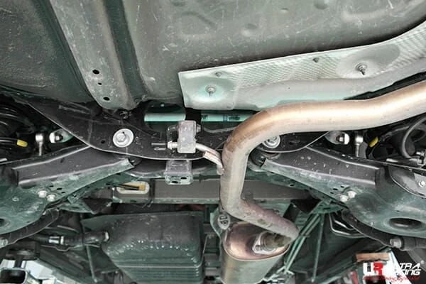 Stabilizator zawieszenia tylny Ultra Racing for Toyota Alphard AH30