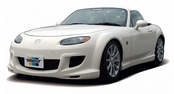 Tylny spoiler klapy bagażnika GReddy - FRP MX-5 NC (wersja Hard Top)