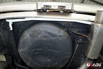 Rozpórka tylna (Rear Torsion Bar) Ultra Racing Toyota Carina II 87-92 2.0