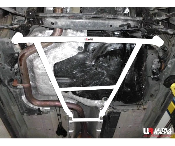 Rozpórka tylna dolna (Rear Lower Brace) 1815 Ultra Racing Volvo S80 10-14