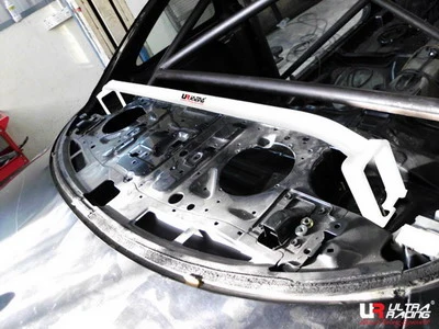 Rozpórka tylna górna (Rear Upper Strut Bar) Ultra Racing Nissan S14 95-99