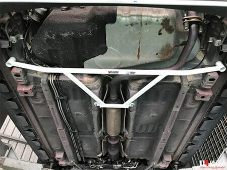 Rozpórka tylna dolna (Rear Lower Bar) (3755) Ultra Racing Great Wall Haval H1/M4 1.5 2WD 12-14