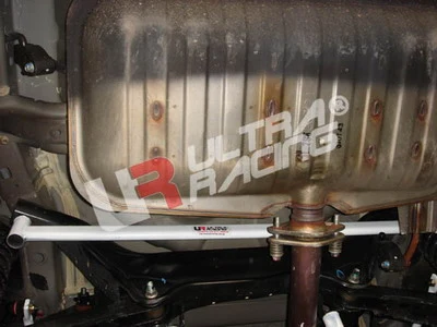 Rozpórka tylna dolna (Rear Lower Bar) 447 Ultra Racing Mitsubishi Lancer 07+ /Sportback