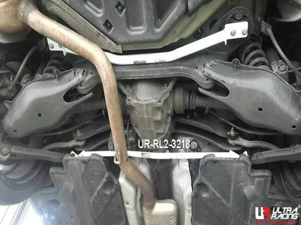 Rozpórka tylna dolna (Rear Lower Bar) Ultra Racing Mercedes W204 C250 (not CGI)/ W207 E-Class