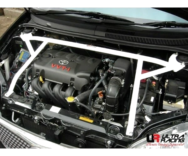Rozpórka przednia (Front Upper Strut Bar)(038) Ultra Racing Toyota Vios (XP40) 1.5 2WD 02-07
