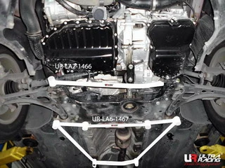 Rozpórka przednia dolna (Front Lower Tiebar) Ultra Racing VW Tiguan 07-12/ Skoda Yeti 09+
