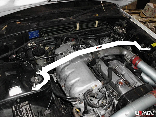 Rozpórka przednia (Front Upper Strut Bar)Ultra Racing Nissan Skyline R32 GTST