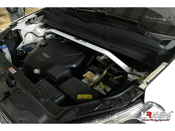 Rozpórka przednia (Front Upper Strut Bar)(2723) Ultra Racing Kia Soul (AM) 1.6 GDI 2WD FL 10-13