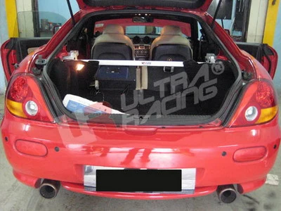 Rozpórka tylna górna (Rear Upper Strut Bar) Ultra Racing Hyundai Coupe 03-08